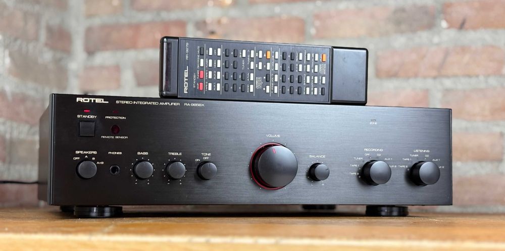 ROTEL RA-985BX Mocny wzmacniacz stereo - Pilot - Japan Sound