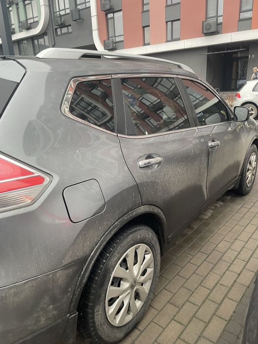 Нісан Рог 2015 рік пробіг на Украіні мінімальний