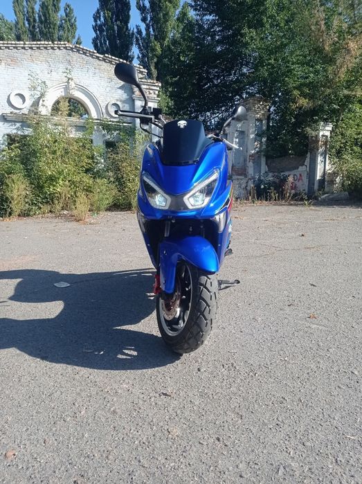Скутер Spark SP150S-18