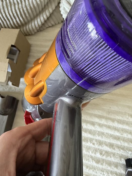 Dyson v12 slim Absolute