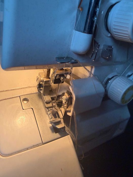 Оверлок Boutique-S 07D