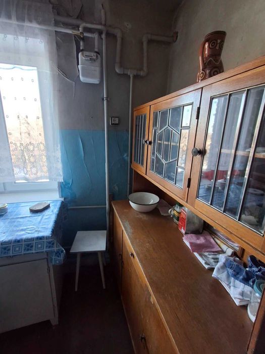 Продається 2-х кім. кв. р-н Червоної ! Сертифікат !