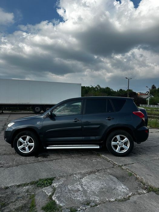Toyota RAV4 d4d 2007r
