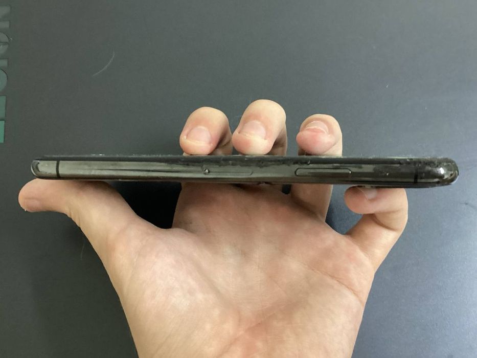 Продам СРОЧНО iPhone X 64gb Neverlok