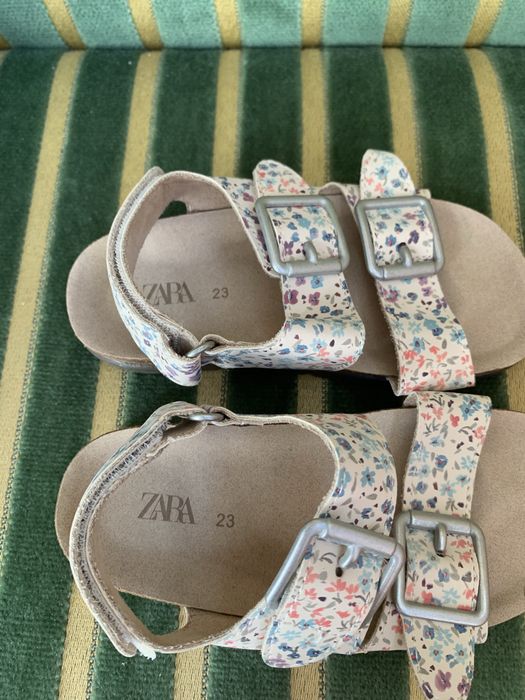 Босоніжки ZARA 23 розмір