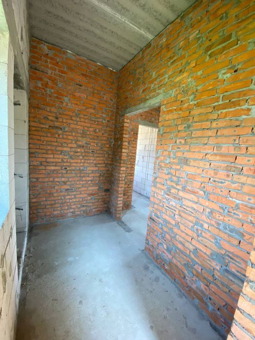 Продам дім дом 140 кв 4 кім в Гнідин Гнедин