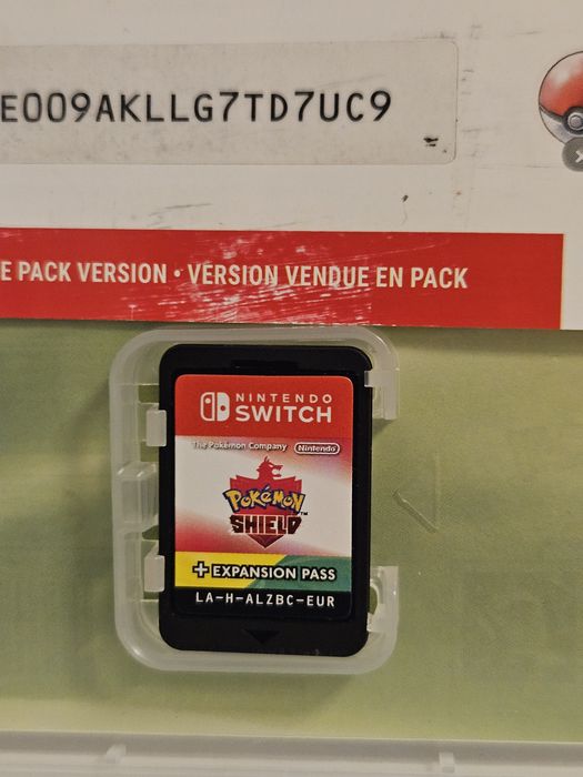 Pokémon Sword + Pokémon Shield DLC
