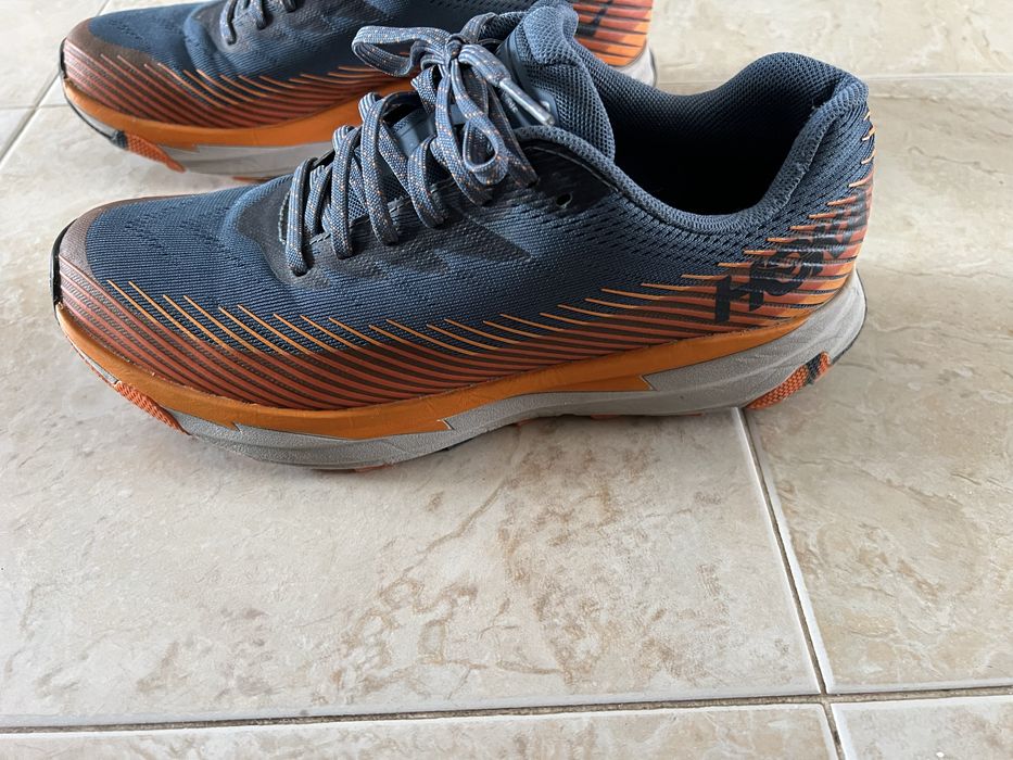 Tenis Hoka Torrent 2