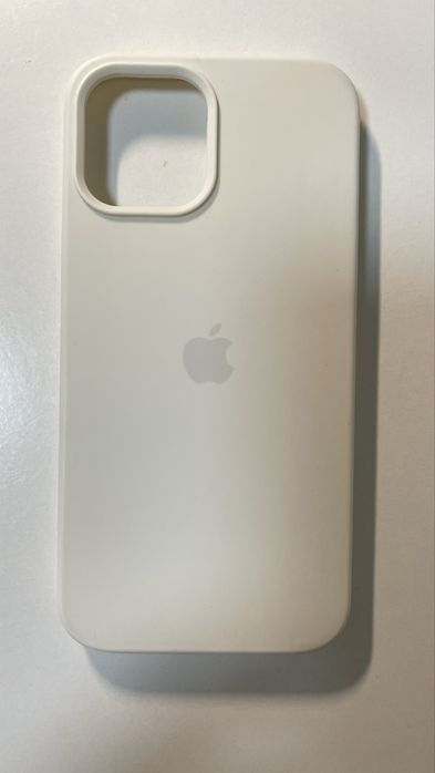 Отдам Чехлы на iPhone 12 pro Max