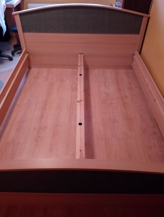 Łóżko małżeńskie na materac 160x200