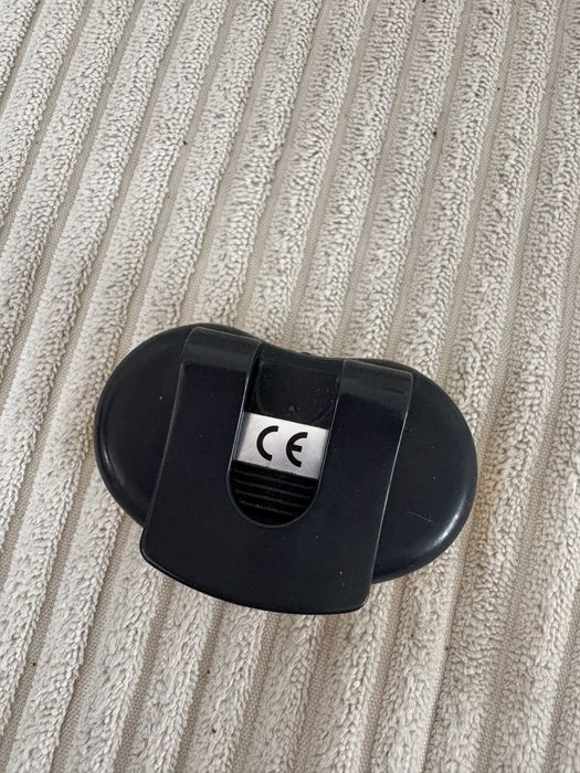 licznik kroków (pedometer) z wbudowanym radiem FM