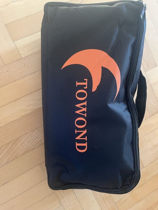 Ekran do projektora 100 cali TOWOND nowy