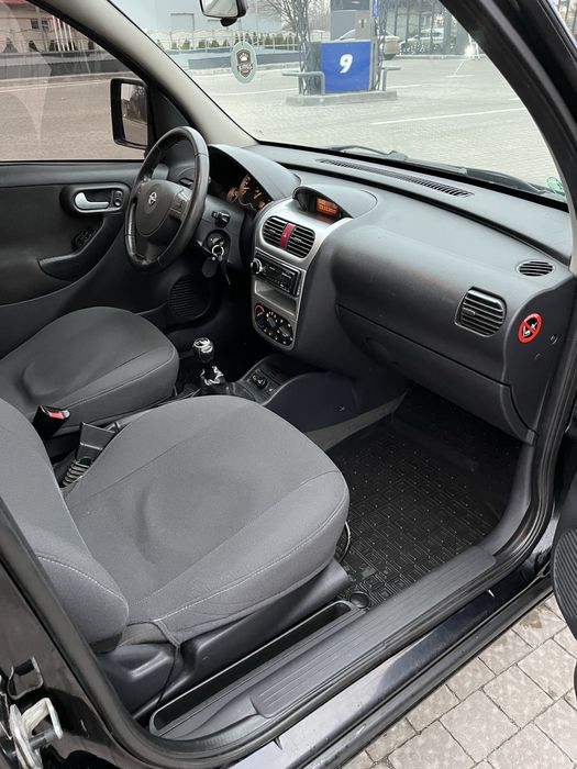 Продам(Обмен) Опель Комбо