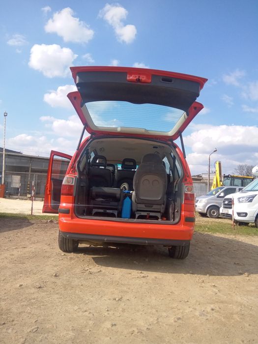 fordgalaxy 2004.