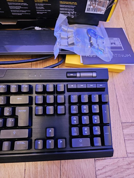 Corsair K95 RGB Platinum Cherry MX Speed RGB Klawiatura mechaniczna