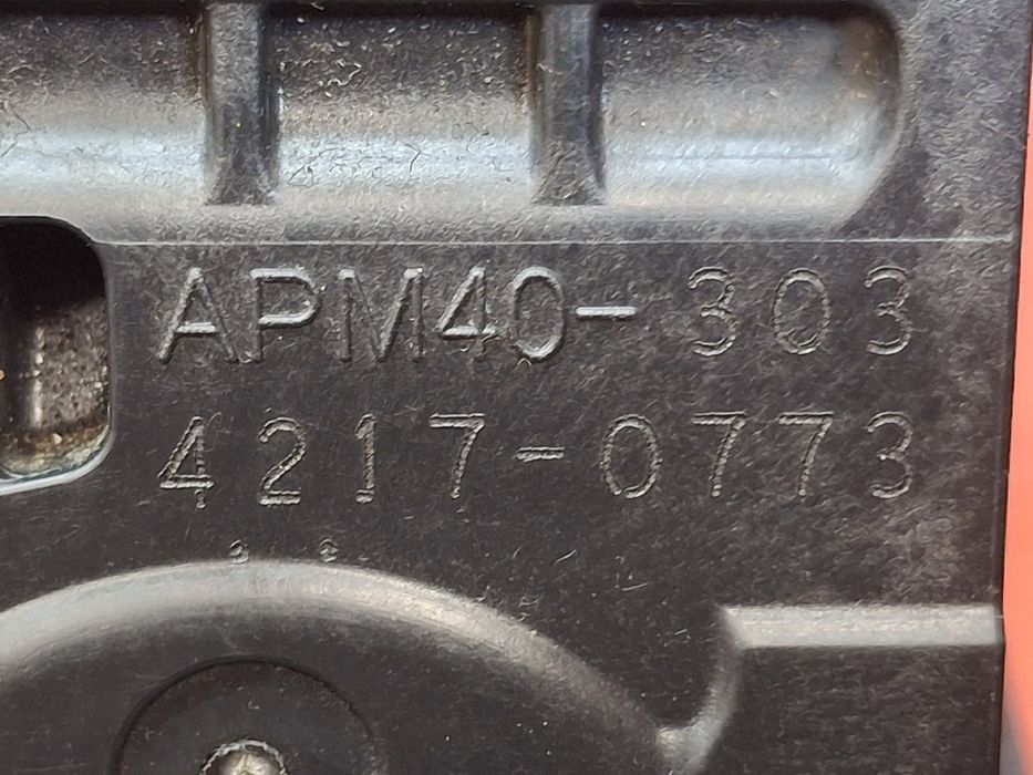 Pedal do acelerador MITSUBISHI Fuso