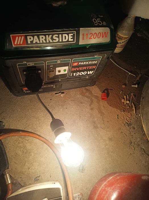 Agregat inwerterowy  prądotwórczy  Parkside  1 kW pgi 1200 ai