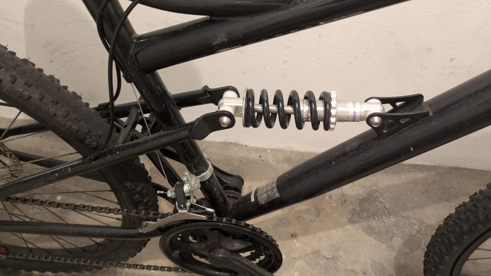 Bike MTB Full suspensão