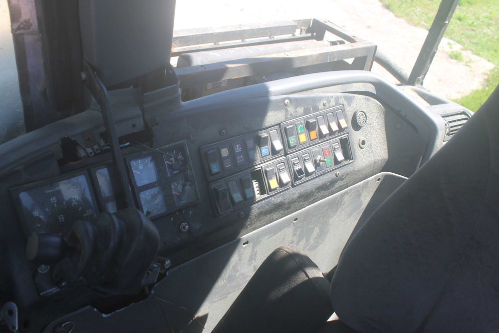 Maquina de rechega valmet + pinça