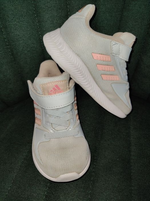 Adidas r. 21 błękitne stan bardzo dobry