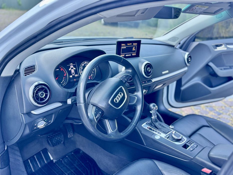 Audi a3  2.0 d 2016