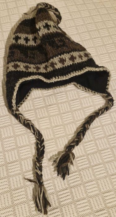 Gorro com fio de Lã (Novos)