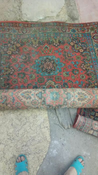 Большой ковёр 1.5 на 2.50 м. в спальню или зал