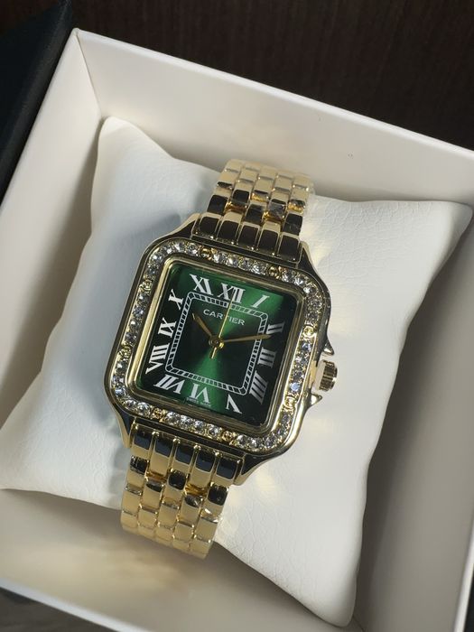 Годиник жіночий кварцевий