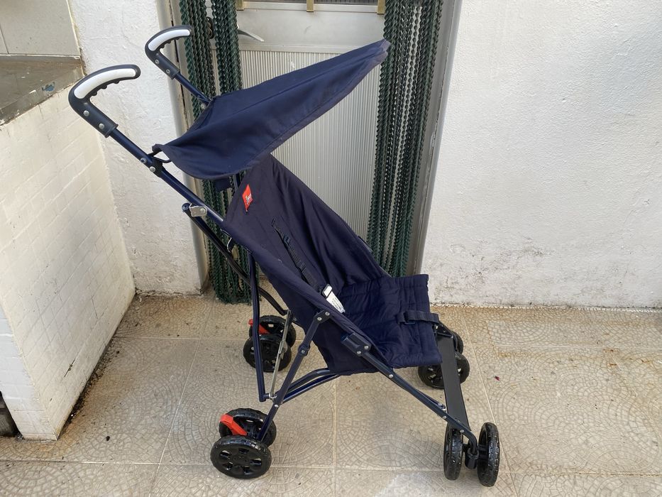 Carrinho de bebé passeio