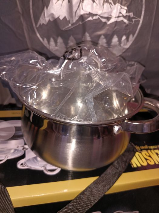 Каструлі   різні