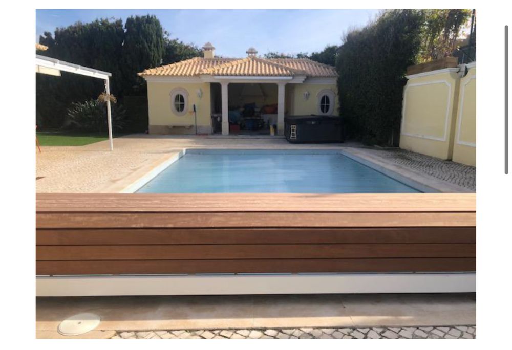 Mseguranca com cobertura na piscina Mergulho Salgado Piscinas