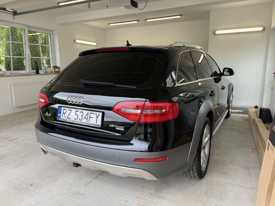 Audi A4 B8 ALLROAD LIFT 2.0 TDI 177PS BiXenon LED Skóra WEBASTO 18”