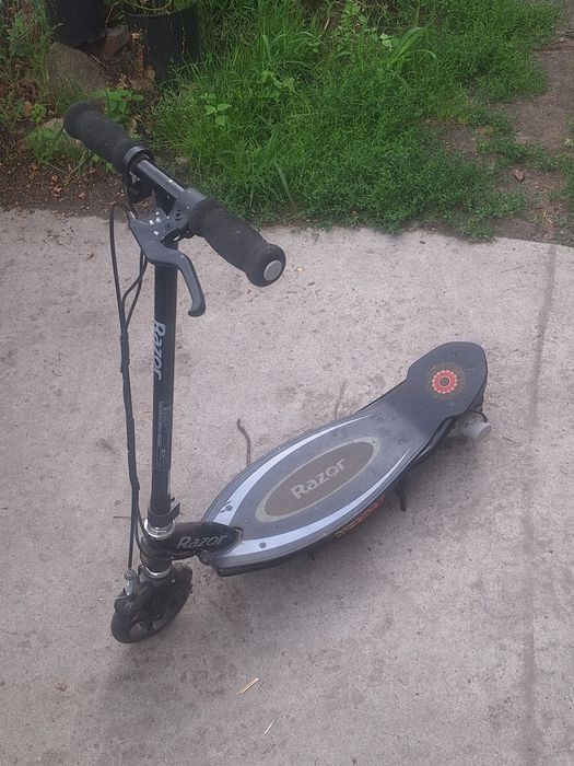 Hulajnoga elektryczna