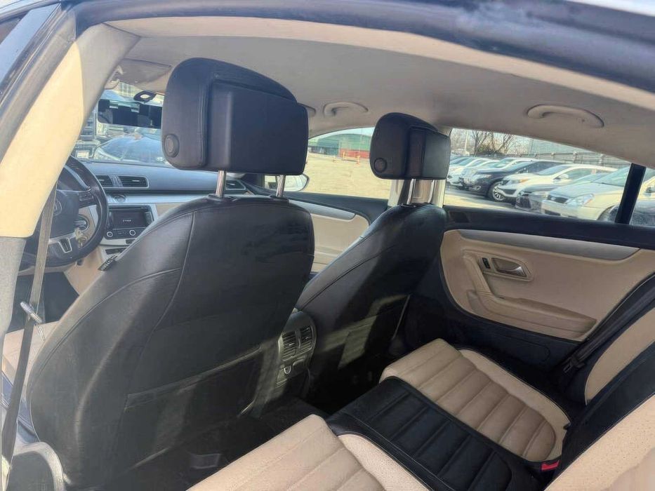 Volkswagen CC Sport      2013