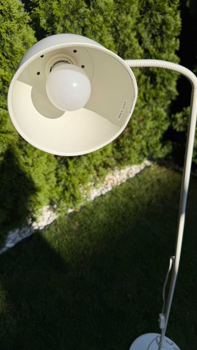 Lampa podłogowa IKEA LERSTA biała — lampa do czytania, stan bardzo dobry