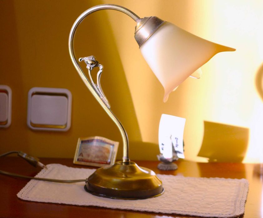 Candeeiro para quarto + candeeiro para mesinha de cabeceira