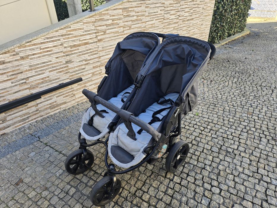 Carrinho Duplo de Passeio (30kg)