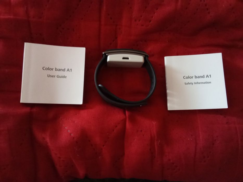 Фітнес- браслет Huawei AW 600