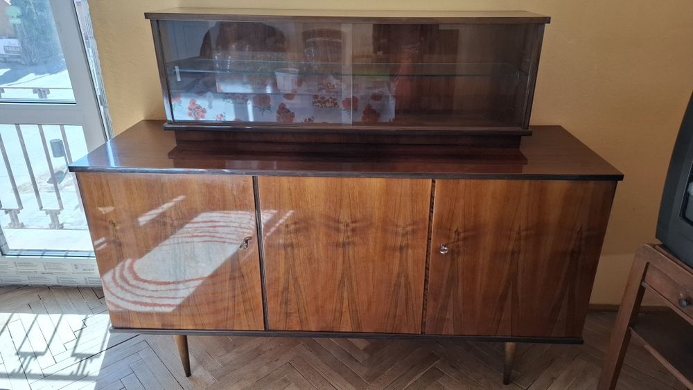 Sprzedam komodę z PRL