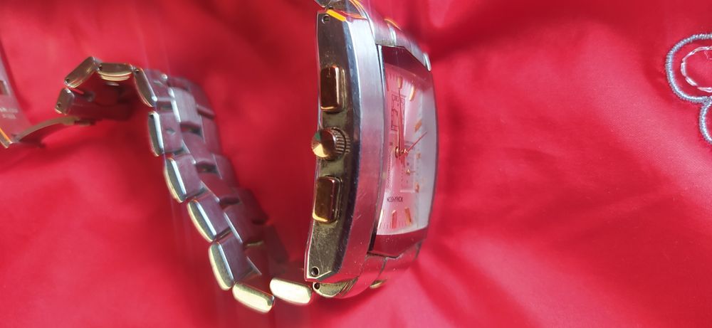 Часы Romanson.    .