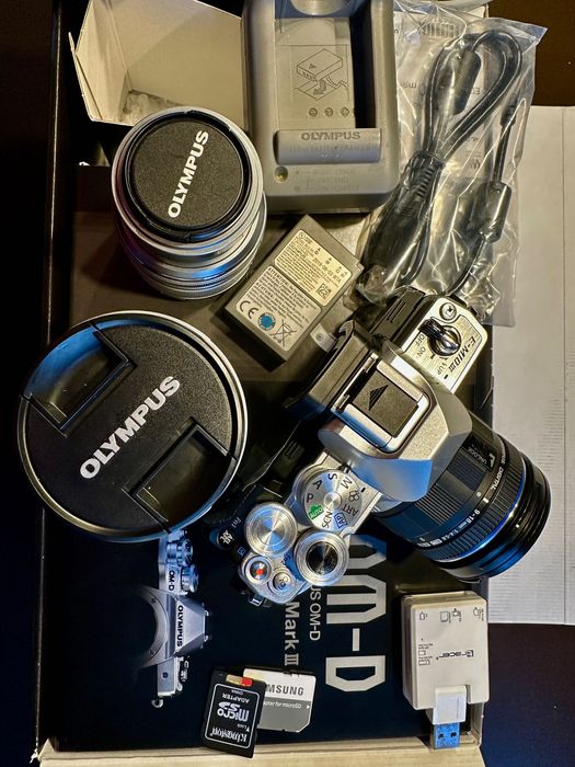 Aparat Olympus E-M10 MARK III + 3 obiektywy