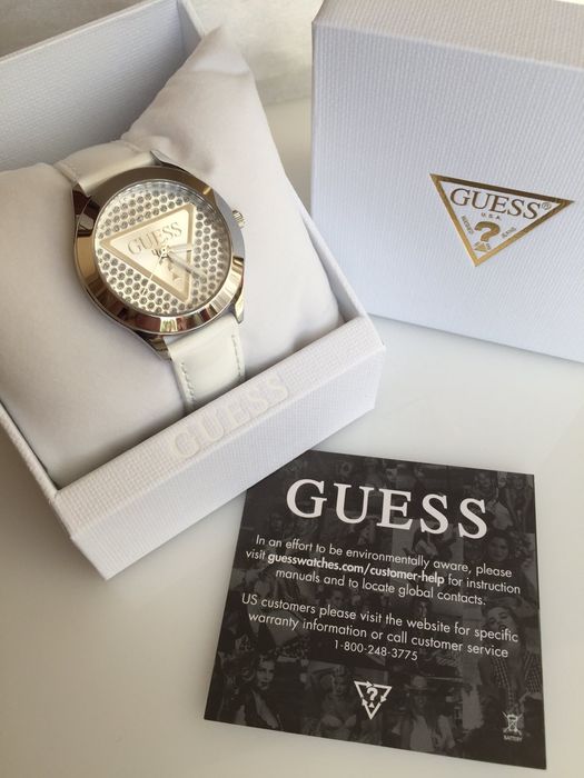 Знижка! Жіночий годинник Guess Glitz, кристали