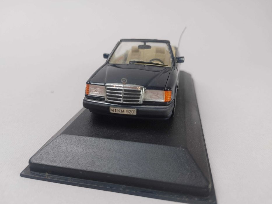 1:43 Mercedes-Benz 300 CE-24 Cabriolet - Minichamps Art.-Nr. 3514