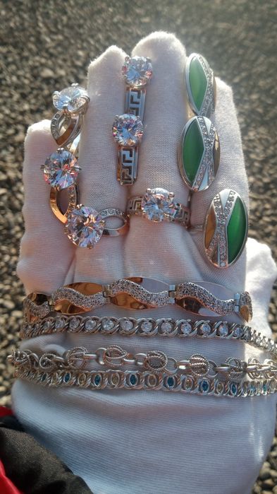 Срібні набори, комплекти срібні з золотою вставкою 925