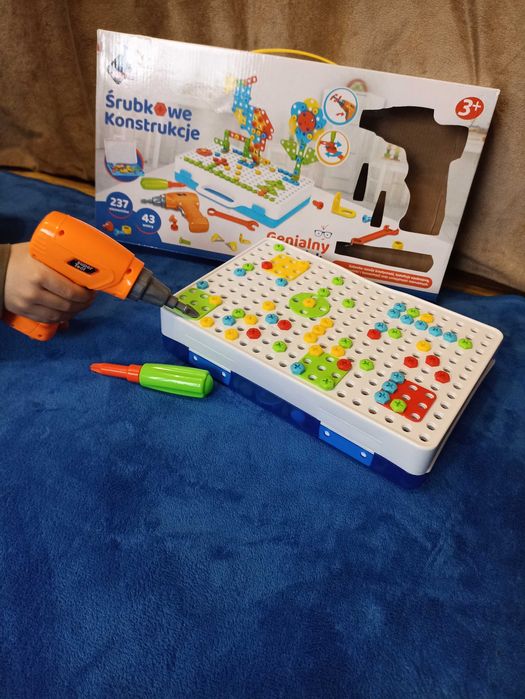 Walizka śrubowe konstrukcje