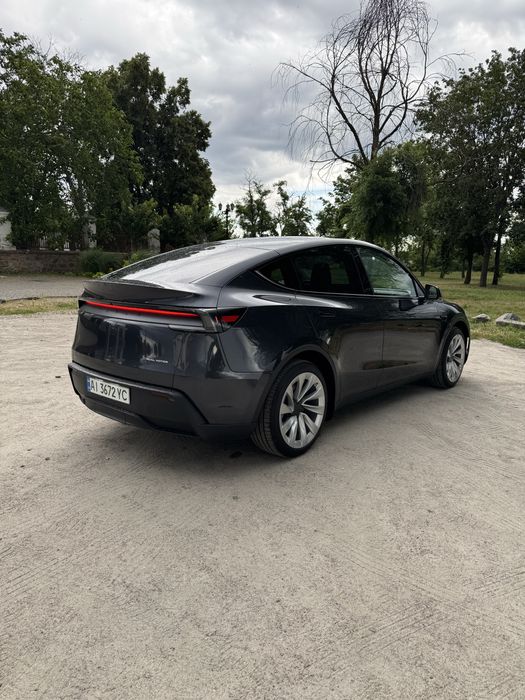 Tesla model Y juniper
