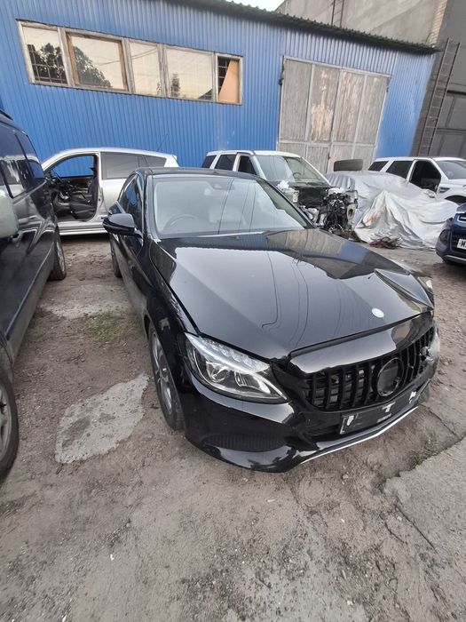 Кузовні елементи Mercedes C205