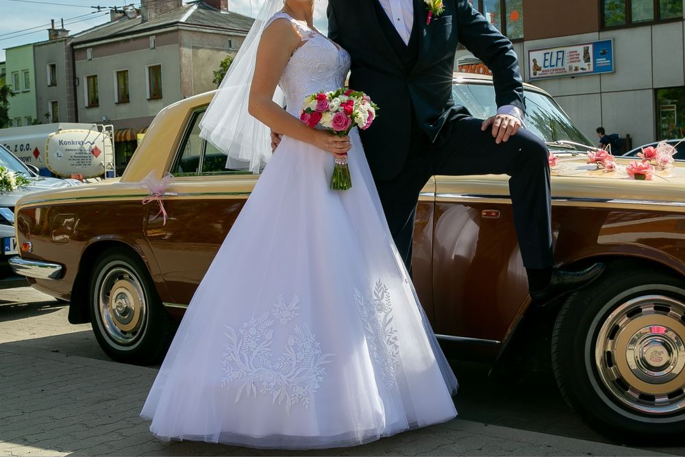 Suknia ślubna rozmiar 36, literka A