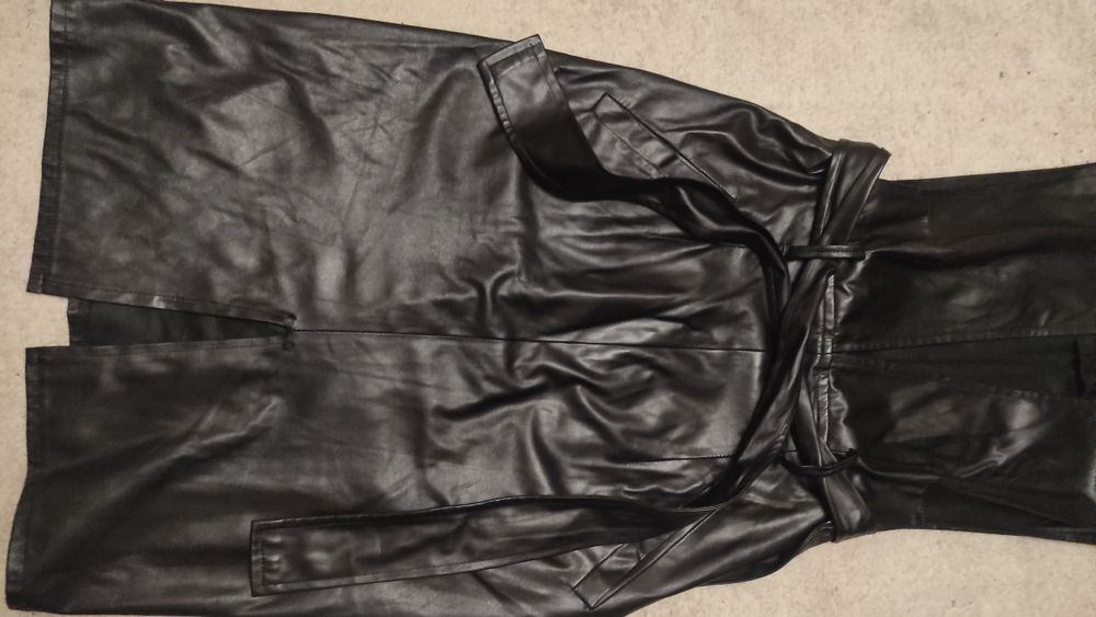 Сарафан шкірзаміннник чорний розмір Л, ХЛ 48-50 дресса