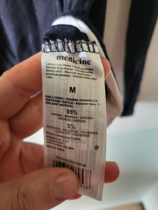 Medicine cienki sweterek czarny, eleganckie rozmiar M